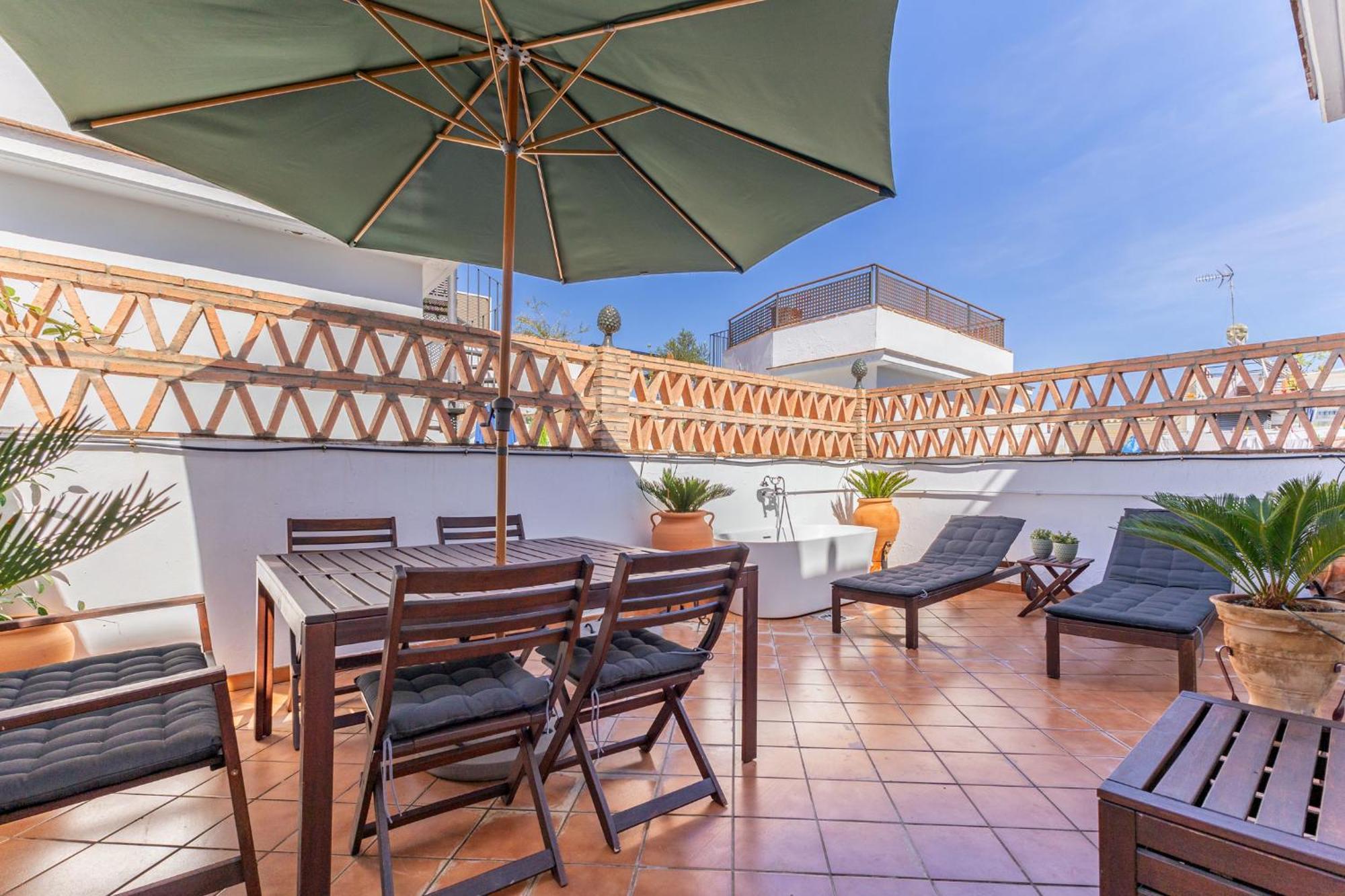 Ohliving Maestranza Apartment Севиля Екстериор снимка