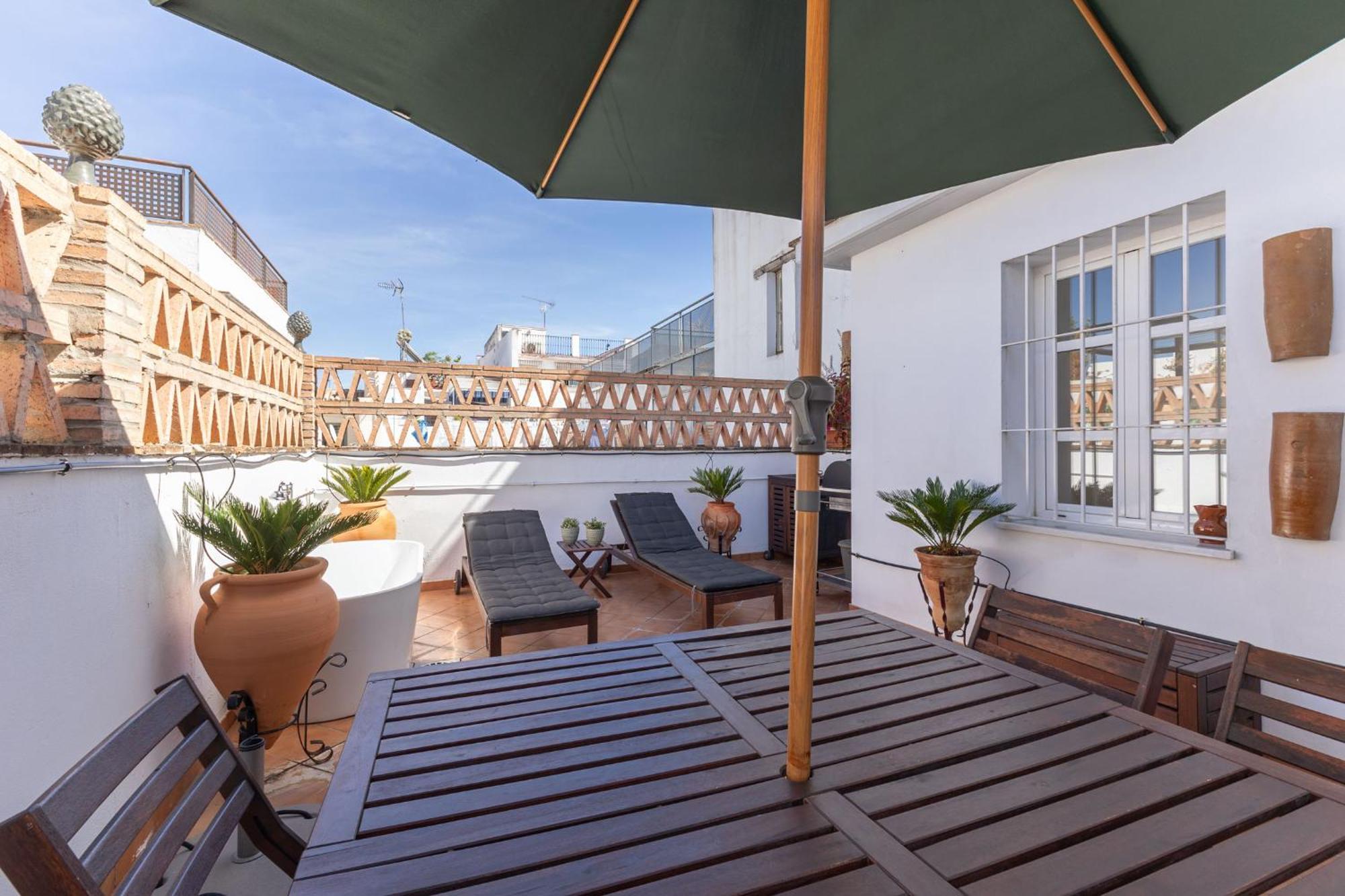 Ohliving Maestranza Apartment Севиля Екстериор снимка