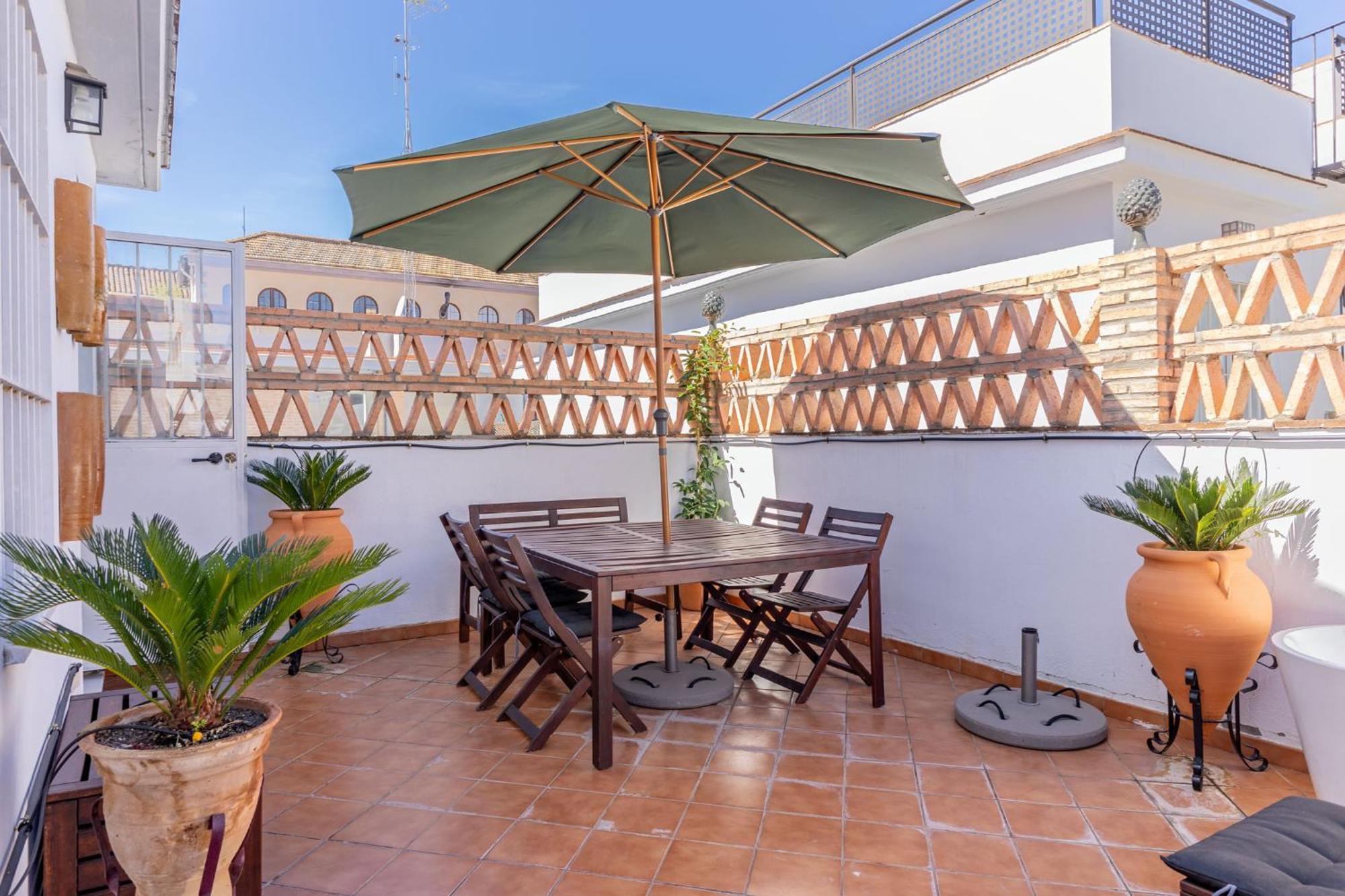 Ohliving Maestranza Apartment Севиля Екстериор снимка